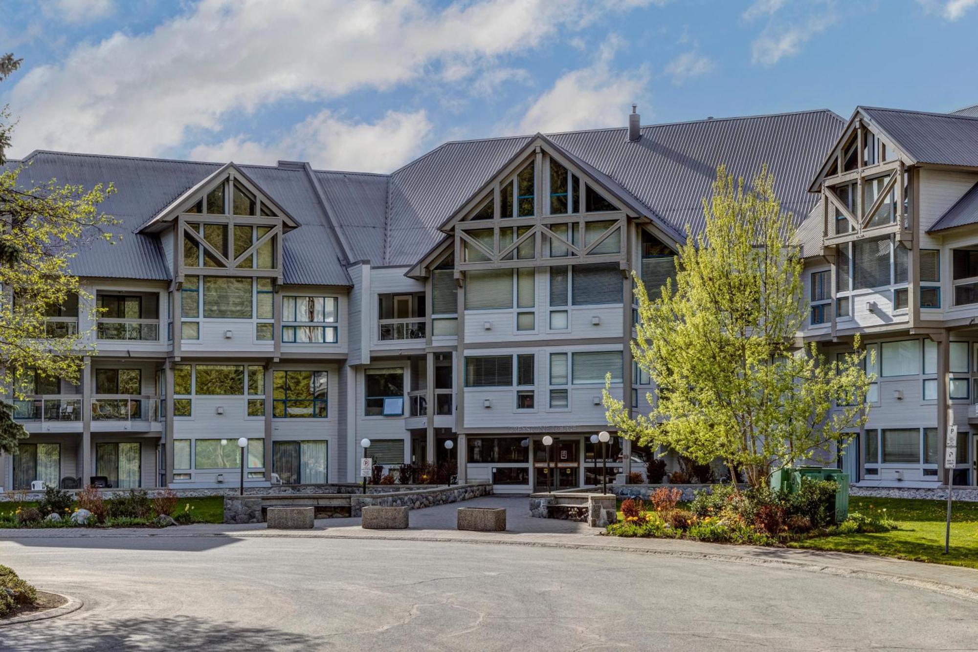 Greystone Lodge 412 Renovated 휘슬러 외부 사진